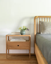 Load image into Gallery viewer, Spindle bedside table